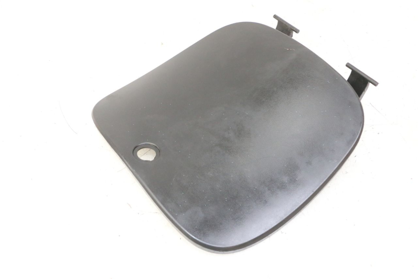 photo de HANDSCHUHFACH DECKEL PEUGEOT TWEET PRO CARGO 50 (2018 - 2022) - Zoom auf Gebrauchszustand