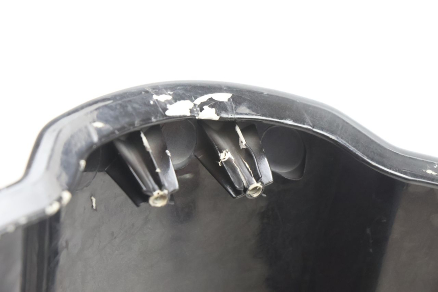 photo de HANDSCHUHFACH DECKEL PIAGGIO VESPA PRIMAVERA 2T 50 (2013 - 2018) - Details der Befestigungspunkte