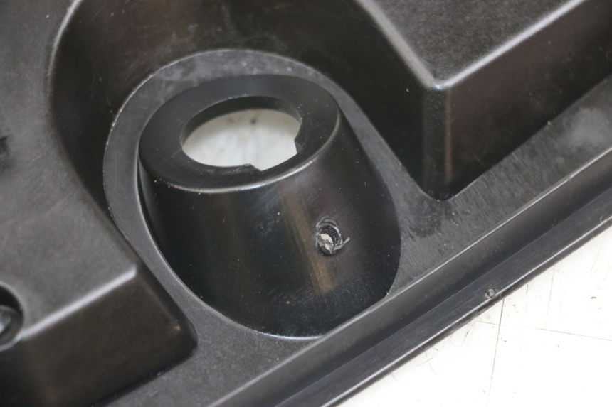 photo de HANDSCHUHFACHKLAPPE YAMAHA XMAX X-MAX 125 (2006 - 2009) - Alternative Perspektive