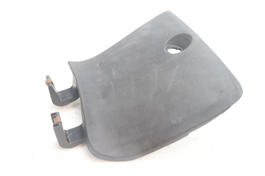 photo de HANDSCHUHFACHKLAPPE YAMAHA XMAX X-MAX 125 (2006 - 2009) - Technische Nahaufnahme