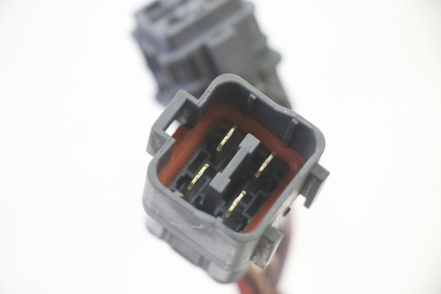 photo de SICHERUNGKASTEN QUADRO 4 4D 350 (2015 - 2018) - Details der Befestigungspunkte