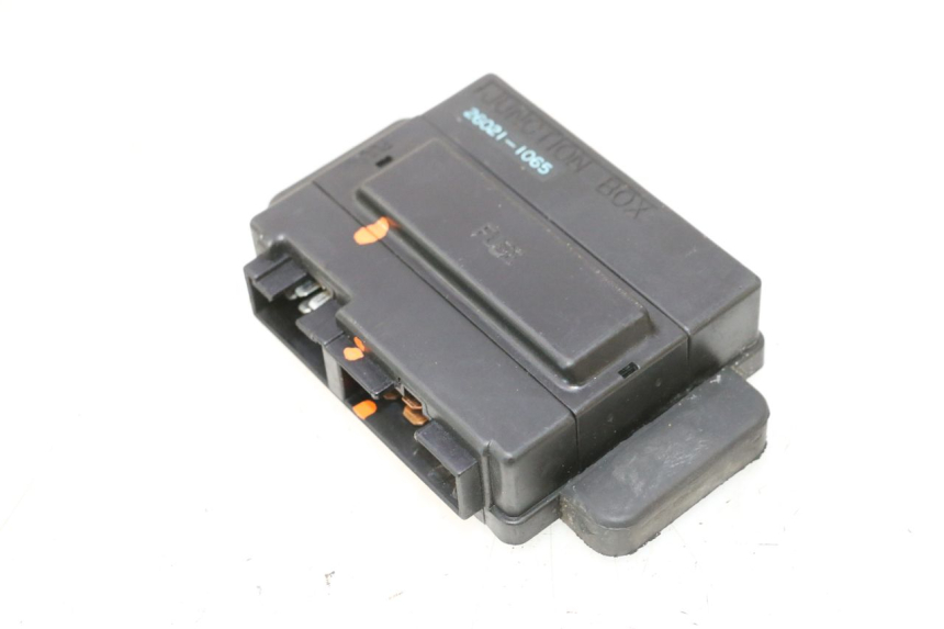 photo de SICHERUNGKASTEN KAWASAKI GPX F ZX750F 750 (1986 - 1990) - Detailansicht des Bauteils