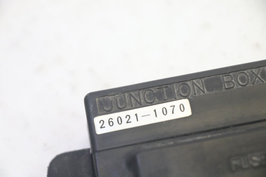 photo de SICHERUNGKASTEN KAWASAKI GPX R WARBIRD 600 (1988 - 1993) - Detailansicht des Bauteils