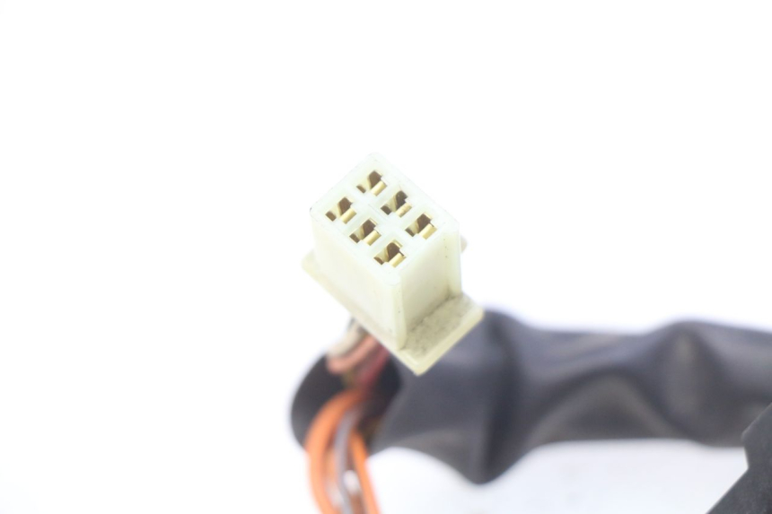 photo de SICHERUNGSHALTER SUZUKI SIXTEEN 125 (2008 - 2010) - Zoom auf Gebrauchszustand