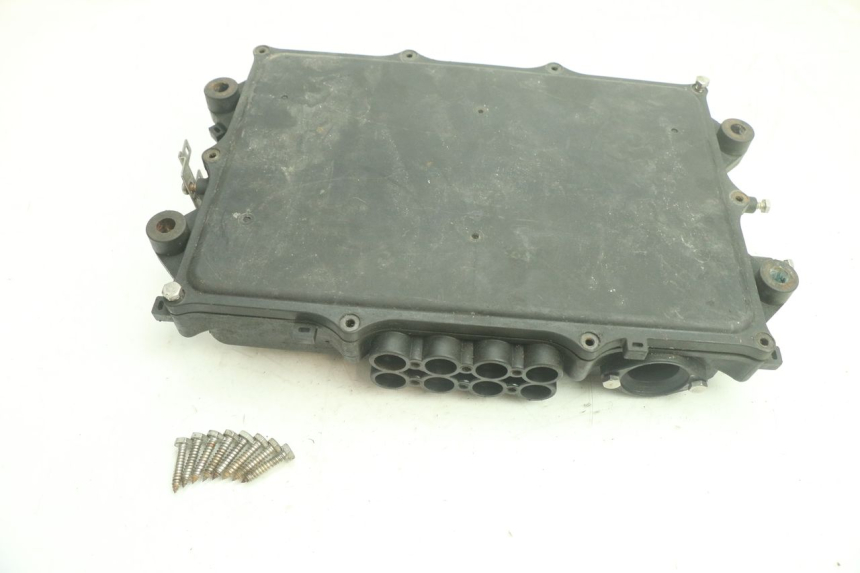 photo de SICHERUNGKASTEN YAMAHA WAVE RUNNER GP R 1200 (2000 - 2003) - Zoom auf Gebrauchszustand