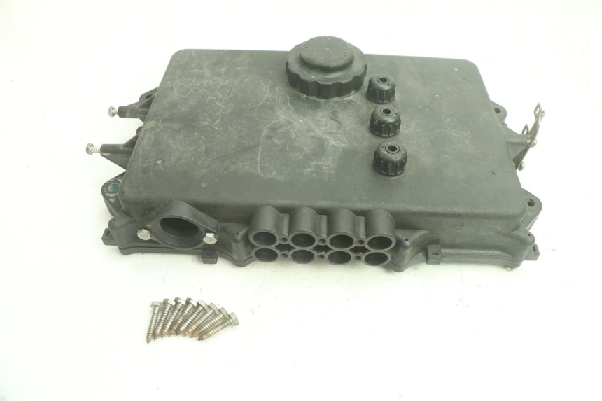 photo de SICHERUNGKASTEN YAMAHA WAVE RUNNER GP R 1200 (2000 - 2003) - Alternative Perspektive