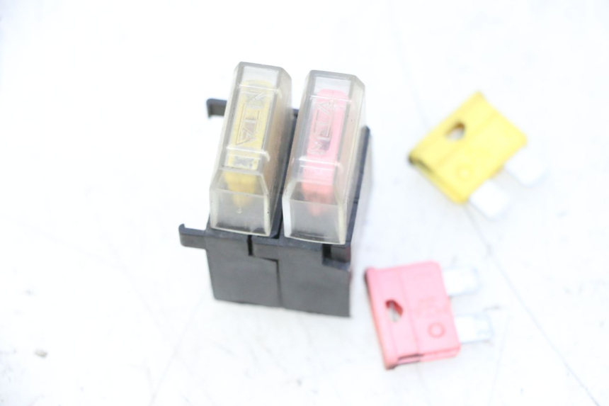 photo de SICHERUNGKASTEN YAMAHA YP MAJESTY 125 (2007 - 2010) - Alternative Perspektive