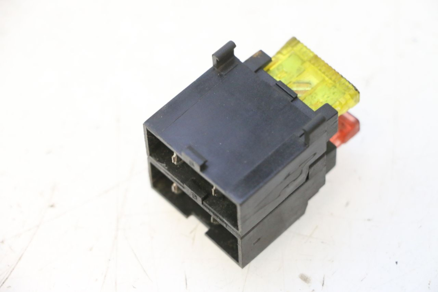 photo de SICHERUNGSHALTER YAMAHA YP MAJESTY 125 (1998 - 2001) - Zoom auf Gebrauchszustand