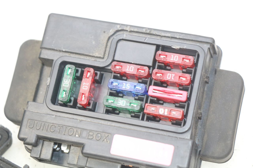 photo de SICHERUNGSHALTER KAWASAKI ZR7 ZR-7 S 750 (1999 - 2004) - Details der Befestigungspunkte