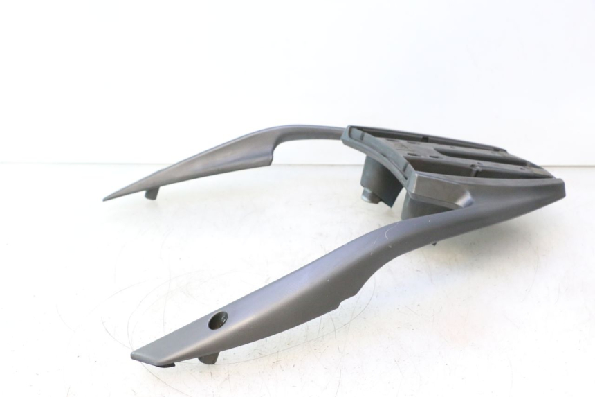 photo de GEPÄCKTRÄGER APRILIA ATLANTIC S 125 (2010 - 2013) - Oberflächenzustand und Material