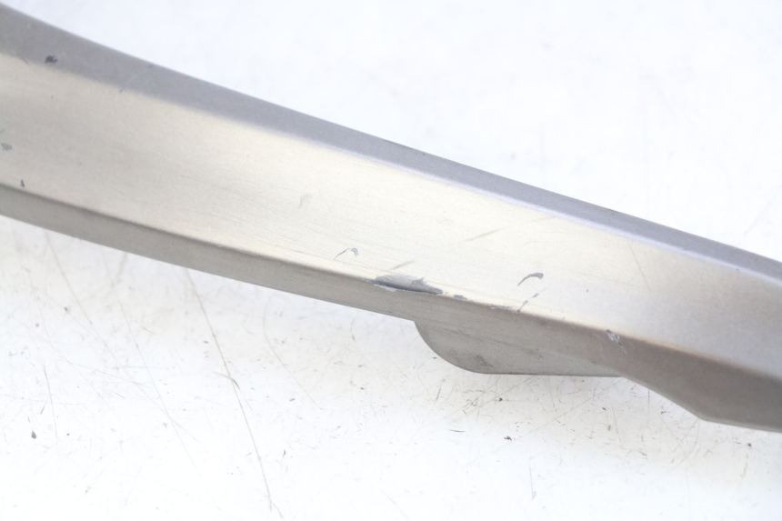 photo de GEPÄCKTRÄGER KYMCO DINK STREET 125 (2009 - 2014) - Zoom auf Gebrauchszustand