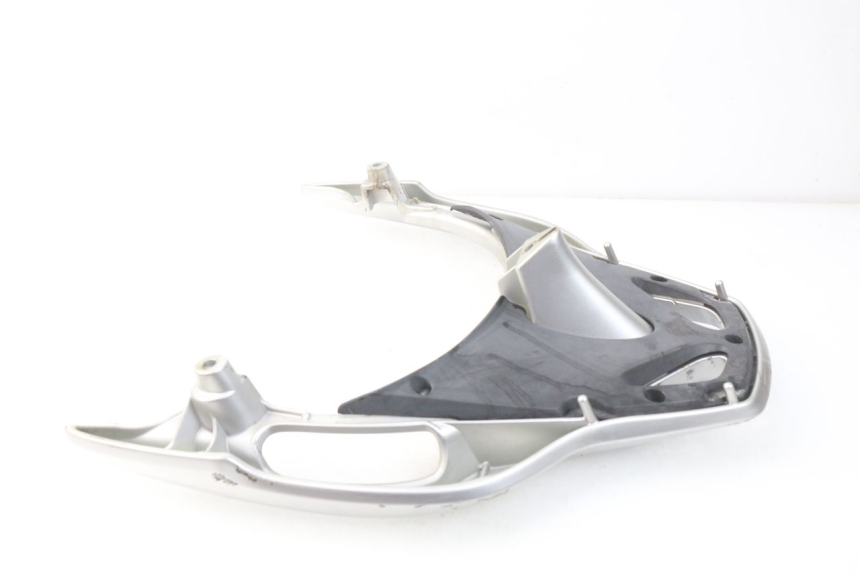 photo de GEPÄCKTRÄGER HONDA FES PANTHEON 125 (2003 - 2007) - Zoom auf Gebrauchszustand