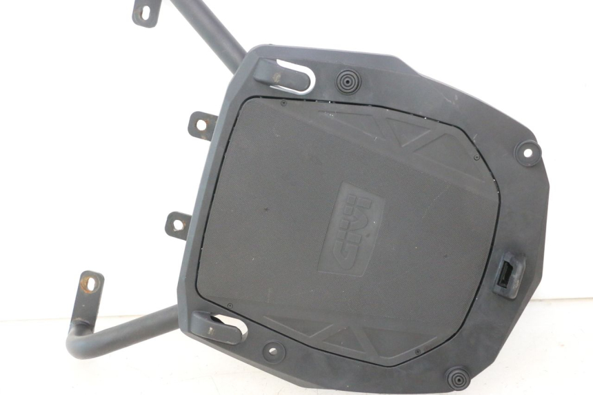 photo de GEPÄCKTRÄGER PIAGGIO FLY 2T 50 (2004 - 2017) - Technische Nahaufnahme
