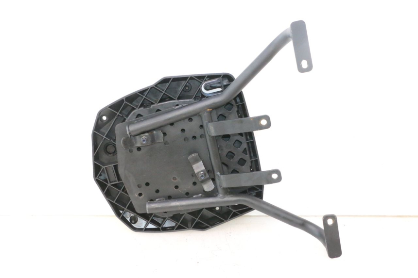 photo de GEPÄCKTRÄGER PIAGGIO FLY 2T 50 (2004 - 2017) - Geprüftes Gebrauchtteil