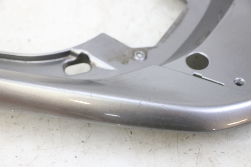 photo de GEPÄCKTRÄGER HONDA FORZA ABS 300 (2013 - 2017) - Details der Befestigungspunkte