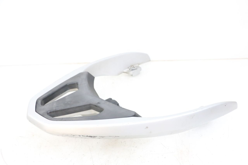 photo de GEPÄCKTRÄGER PEUGEOT GEOPOLIS RS 125 (2007 - 2009) - Technische Nahaufnahme