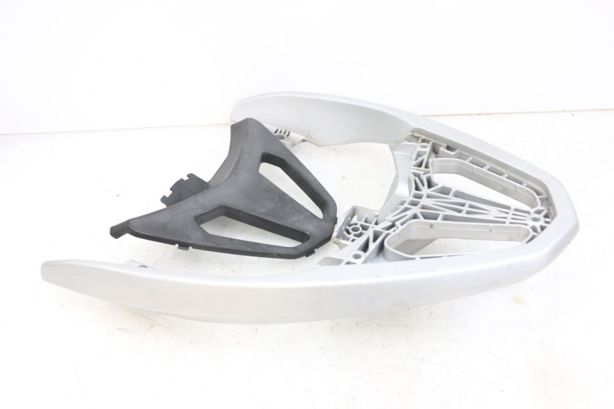 photo de GEPÄCKTRÄGER PEUGEOT GEOPOLIS RS 125 (2007 - 2009) - Oberflächenzustand und Material