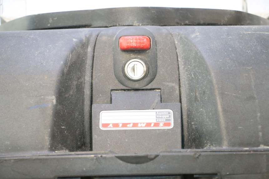 photo de GEPÄCKTRÄGER KAWASAKI GPX F ZX750F 750 (1986 - 1990) - Details der Befestigungspunkte