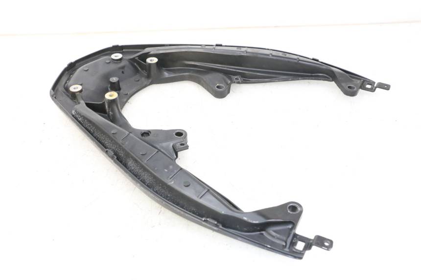 photo de GEPÄCKTRÄGER HONDA PCX (JF57/JF64) 125 (2014 - 2018) - Technische Nahaufnahme