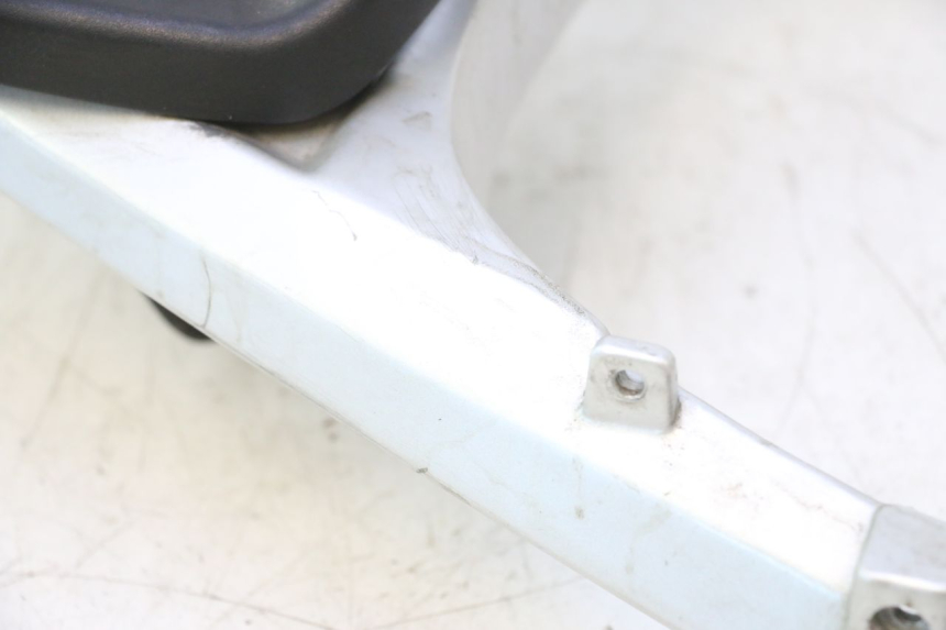 photo de GEPäCKTRäGER KYMCO LIKE 125 (2009 - 2016) - Weitere Ansicht des Artikels