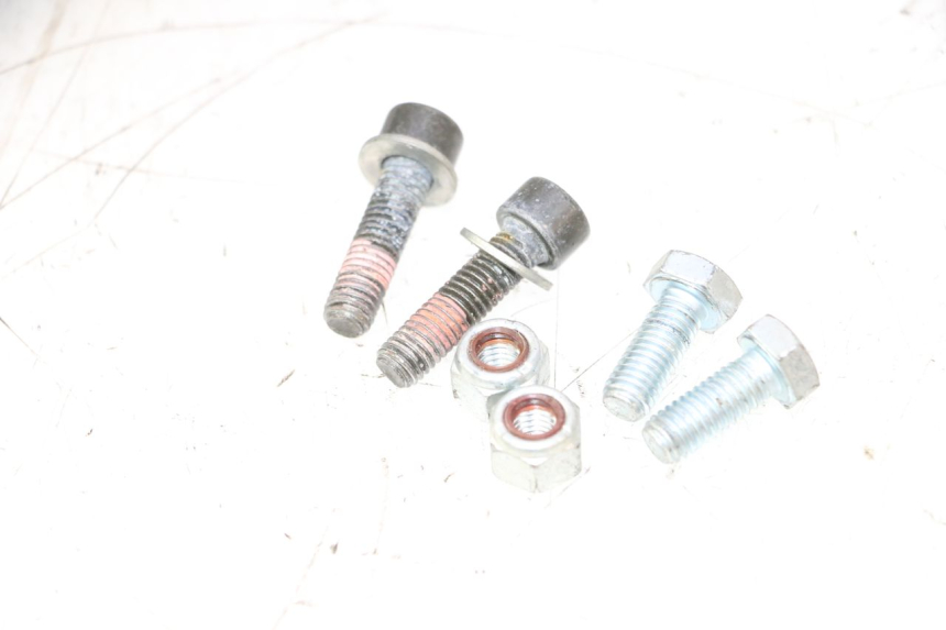 photo de GEPäCKTRäGER PEUGEOT LUDIX 50 (2008 - 2017) - Oberflächenzustand und Material