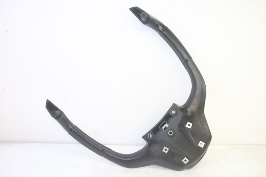 photo de GEPÄCKTRÄGER PIAGGIO MP3 HPE 350 (2018 - 2020) - Details der Befestigungspunkte