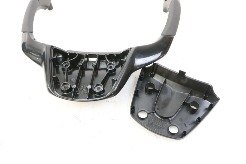 photo de GEPÄCKTRÄGER PIAGGIO MP3 500 (2014 - 2017) - Fokus auf die Struktur