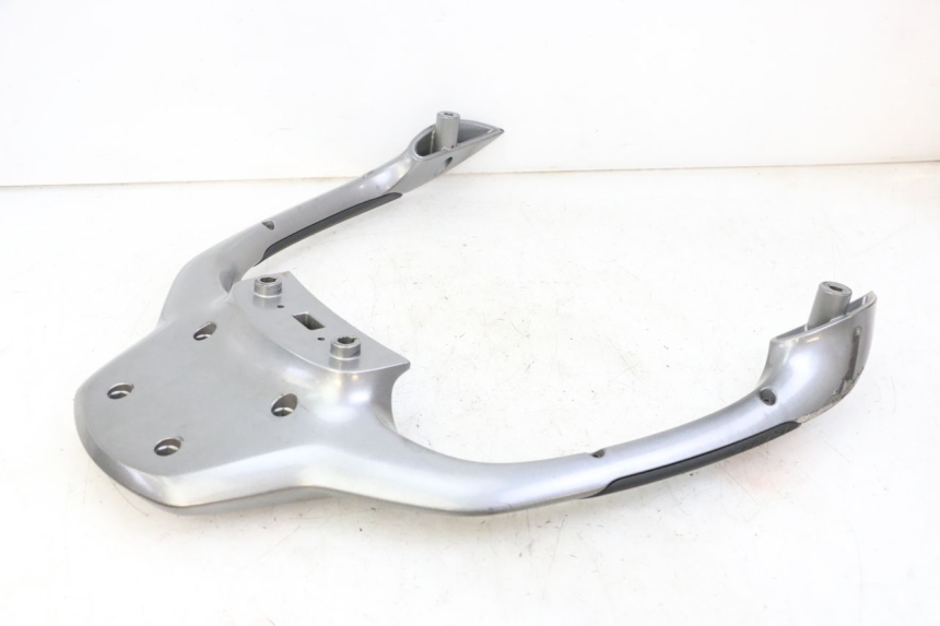 photo de GEPÄCKTRÄGER PIAGGIO MP3 500 (2014 - 2017) - Zoom auf Gebrauchszustand