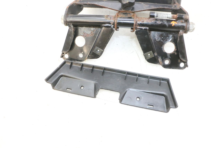 photo de GEPÄCKTRÄGER PIAGGIO MP3 RL 250 (2006 - 2010) - Geprüftes Gebrauchtteil