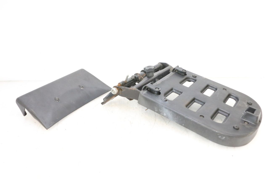 photo de GEPÄCKTRÄGER PIAGGIO MP3 125 (2006 - 2014) - Technische Nahaufnahme