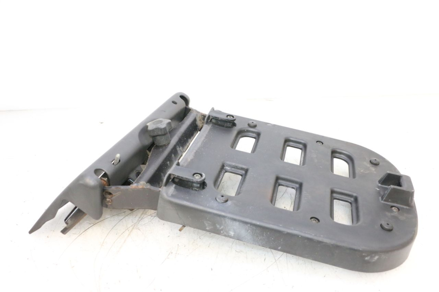photo de GEPÄCKTRÄGER PIAGGIO MP3 125 (2006 - 2014) - Oberflächenzustand und Material