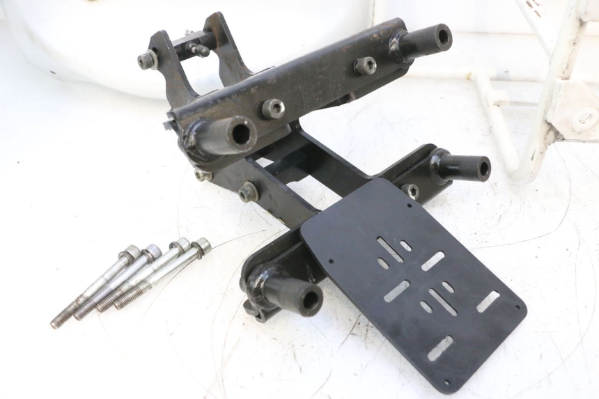 photo de GEPÄCKTRÄGER YAMAHA NEOS NEO'S 4T 50 (2008 - 2016) - Detailansicht des Bauteils