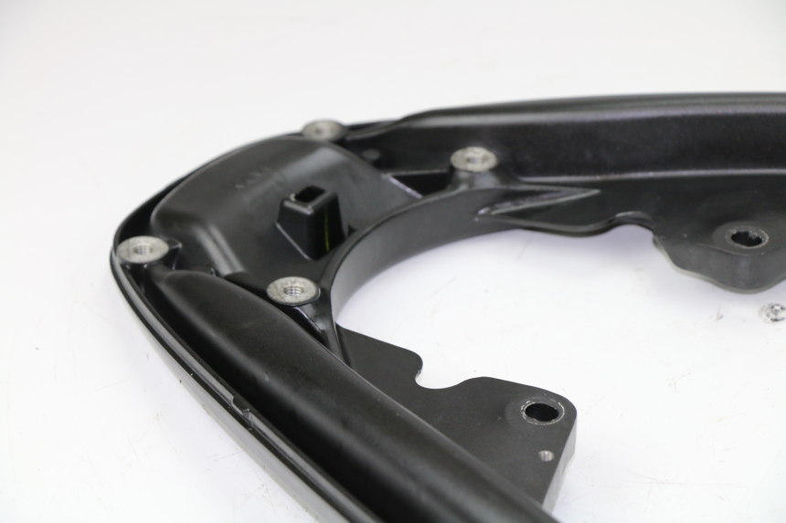 photo de GEPÄCKTRÄGER HONDA PCX (JF28) 125 (2009 - 2011) - Technische Nahaufnahme