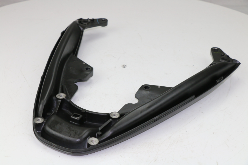 photo de GEPÄCKTRÄGER HONDA PCX (JF28) 125 (2009 - 2011) - Oberflächenzustand und Material