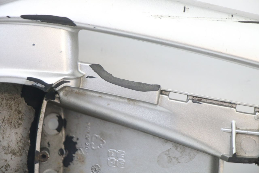 photo de GEPäCKTRäGER PIAGGIO VESPA GRANTURISMO 125 (2003 - 2007) - Zoom auf Gebrauchszustand