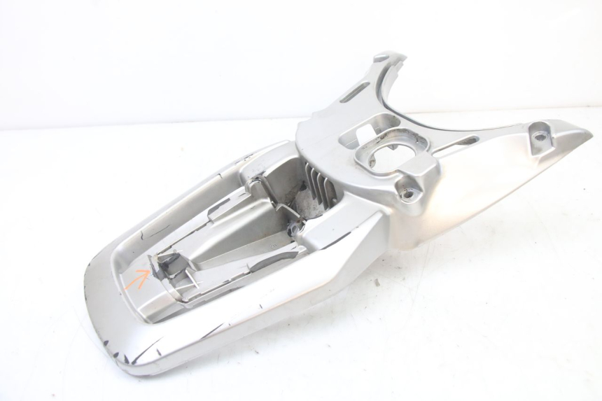 photo de GEPäCKTRäGER PIAGGIO VESPA GRANTURISMO 125 (2003 - 2007) - Details der Befestigungspunkte