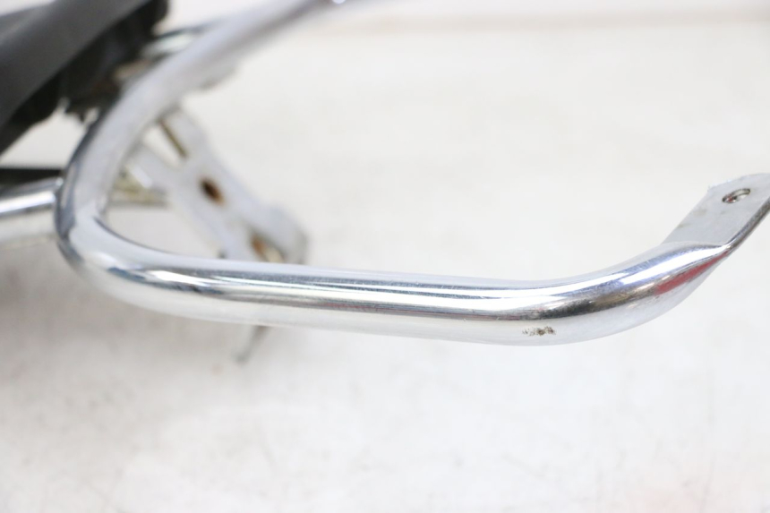 photo de GEPÄCKTRÄGER PIAGGIO VESPA LX 2T 50 (2005 - 2013) - Zoom auf Gebrauchszustand