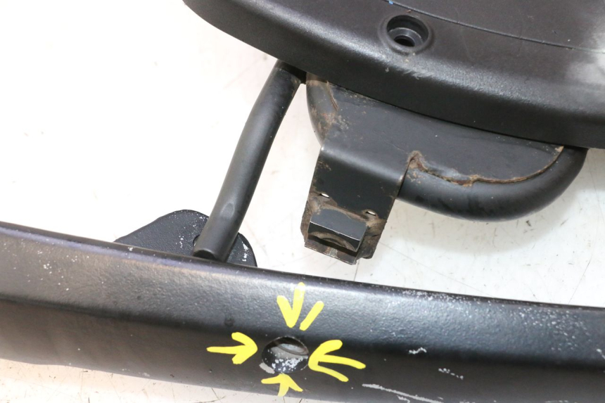 photo de GEPäCKTRäGER PEUGEOT SATELIS 125 (2006 - 2009) - Hochauflösende Nahaufnahme