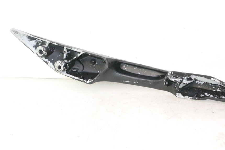 photo de GEPäCKTRäGER PEUGEOT SATELIS 125 (2006 - 2009) - Fokus auf die Struktur