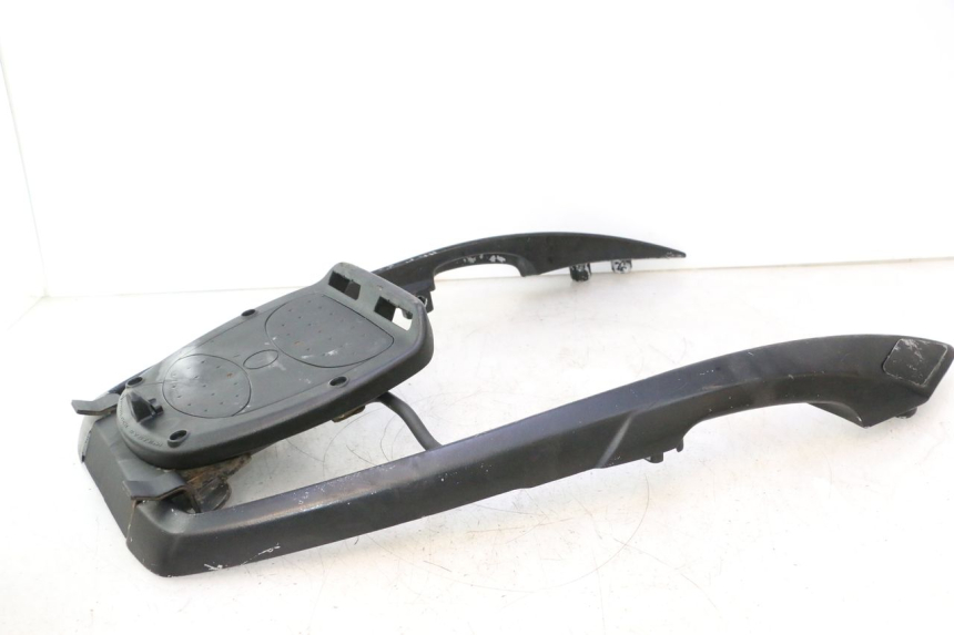 photo de GEPäCKTRäGER PEUGEOT SATELIS 125 (2006 - 2009) - Geprüftes Gebrauchtteil
