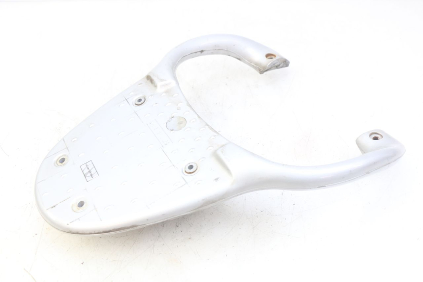 photo de GEPäCKTRäGER APRILIA SCARABEO 100 (2003 - 2012) - Details der Befestigungspunkte