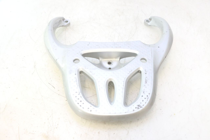 photo de GEPÄCKTRÄGER HONDA SH 125 (2001 - 2003) - Detailansicht des Bauteils