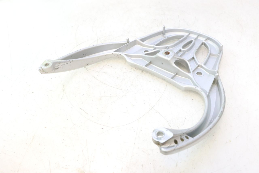photo de GEPÄCKTRÄGER HONDA SH 125 (2001 - 2003) - Details der Befestigungspunkte