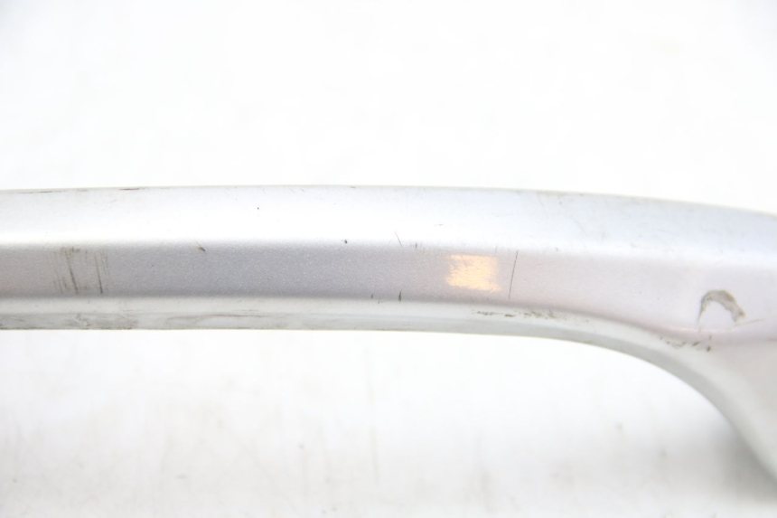 photo de GEPäCKTRäGER SUZUKI SIXTEEN 125 (2008 - 2010) - Charakteristische Merkmale