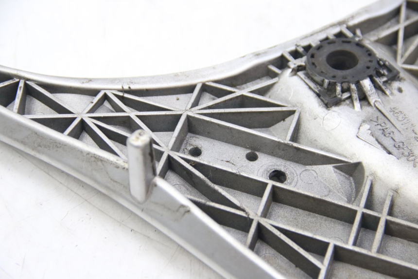 photo de GEPäCKTRäGER SUZUKI SIXTEEN 125 (2008 - 2010) - Gesamtansicht des Produkts