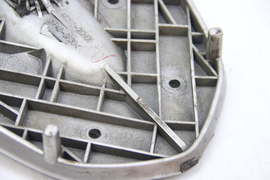 photo de GEPäCKTRäGER SUZUKI SIXTEEN 125 (2008 - 2010) - Details der Befestigungspunkte