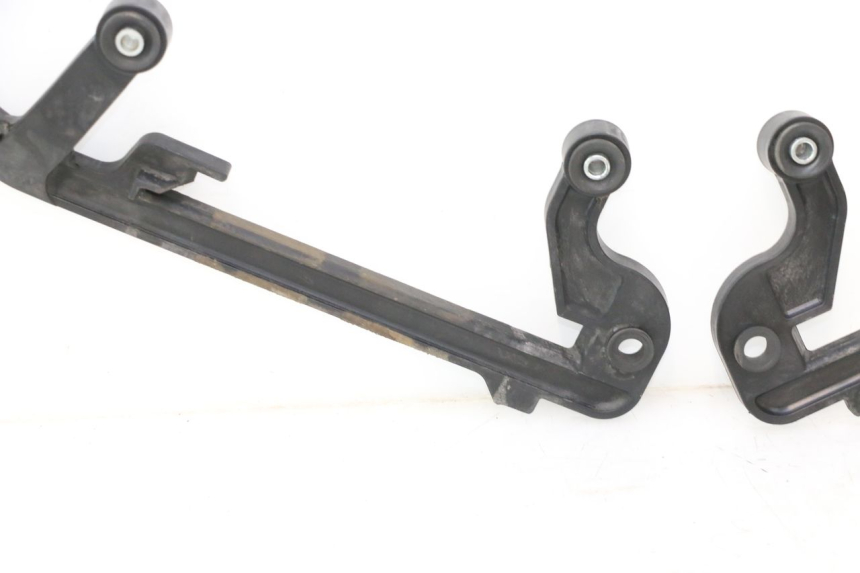 photo de GEPÄCKTRÄGER HONDA ST PAN EUROPEAN 1100 (1990 - 2002) - Details der Befestigungspunkte