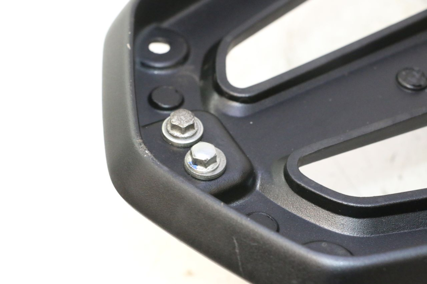 photo de GEPÄCKTRÄGER YAMAHA X-MAX XMAX 125 (2010 - 2013) - Hochauflösende Nahaufnahme