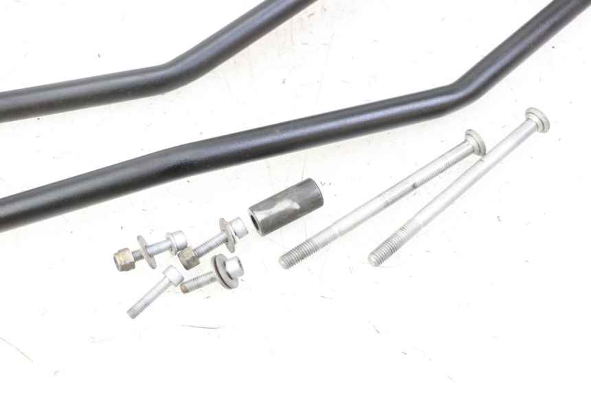 photo de GEPÄCKTRÄGER KYMCO XCITING 500 (2007 - 2010) - Oberflächenzustand und Material