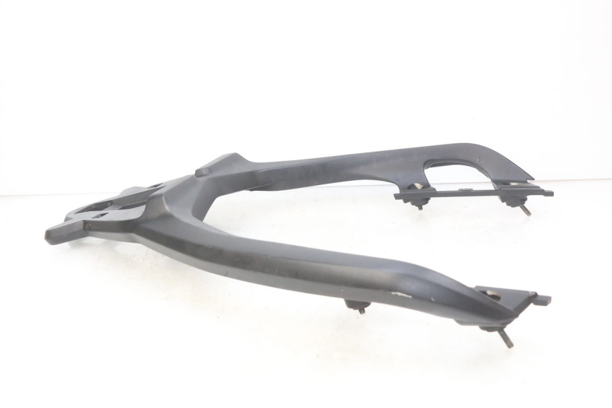 photo de GEPäCKTRäGER YAMASAKI YM T 125 (2015 - 2020) - Zoom auf Gebrauchszustand